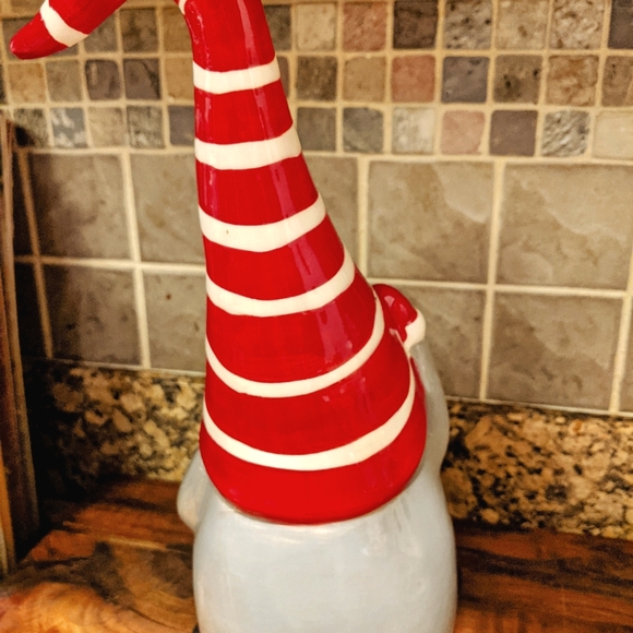 Adorable Gnome Elf! - Picture 4 of 6